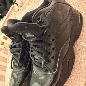 Cat & Jack Kids Black Sneakers Jordan’s
